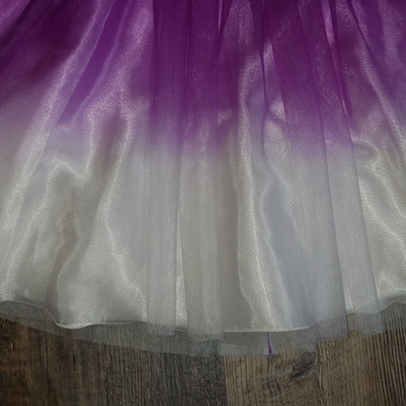 Dress - Picture 3 of 6